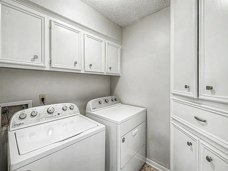 11651 Trailmont Dr — Photo 26