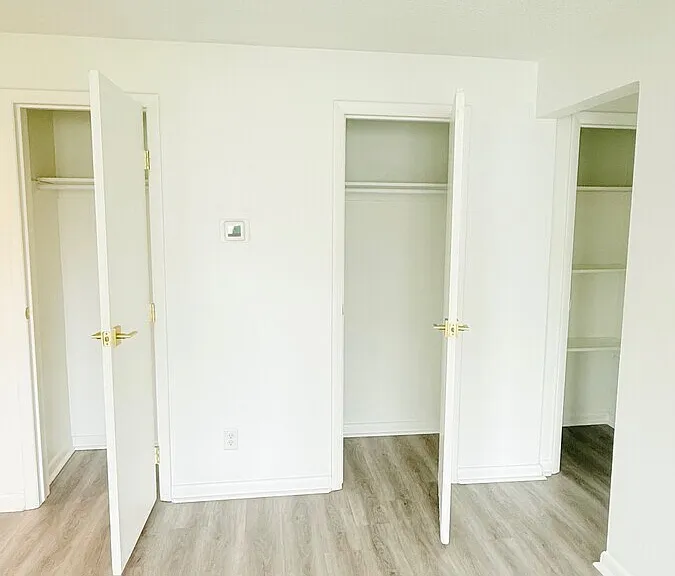 310 Superior Ave #A — Photo 4