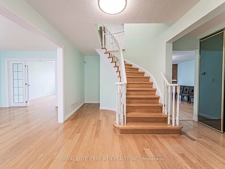 10 Kingsboro Rd — Photo 6