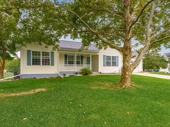 2645 Arrowwood Ln, Kalamazoo, MI 49004