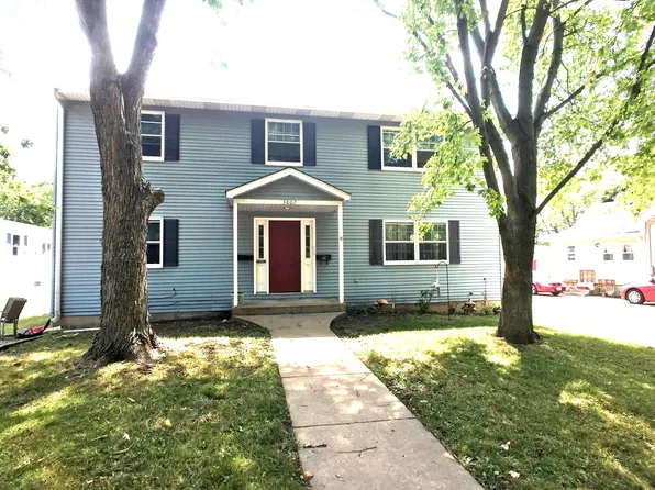 3807 Main St, McHenry, IL 60050