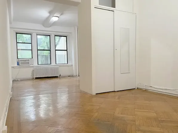 42 W 72nd St APT 11C, New York, NY 10023