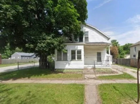 619 Evans St, Muscatine, IA 52761