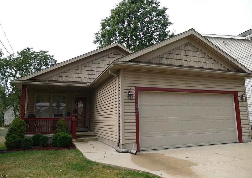 1st image of 152 Hazelwood Ave