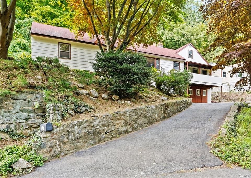 1st image of 340 Sarles Ln