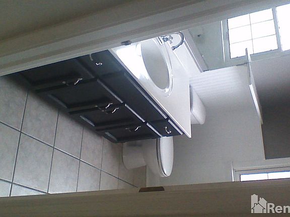 4th image of 510 Southampton Ct