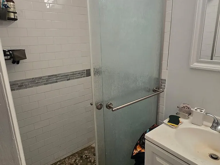 21 Ditmars St #2 — Photo 3