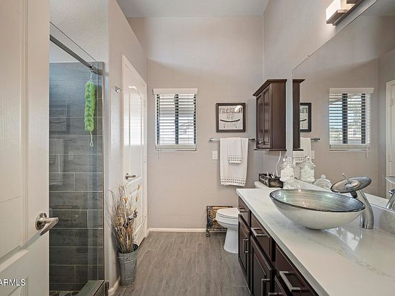 4th image of 2520 W OBERLIN Way