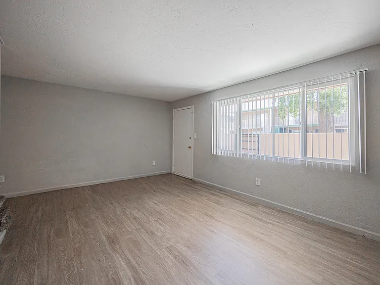 6565 N 19th Ave #53 — Photo 8