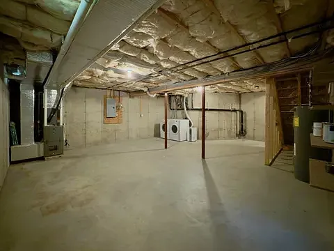 23 Ains Manor Rd #23 — Photo 9