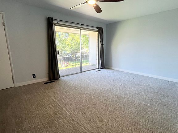 3rd image of 829 E Three Fountains Dr Unit 270