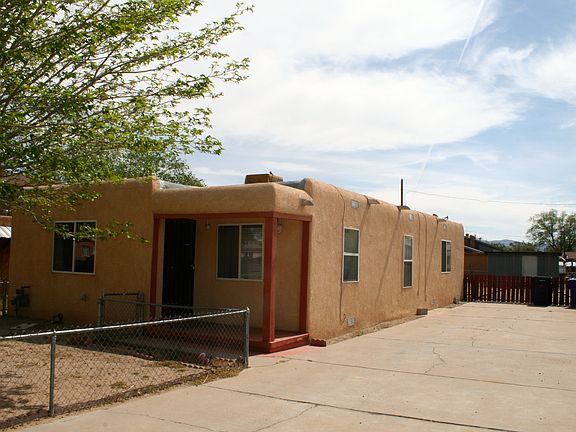 2nd image of 3808 Alta Monte Pl NW