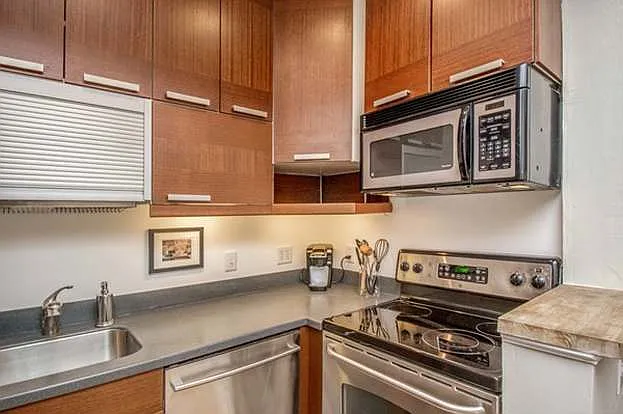121 Salem St #2C — Photo 24