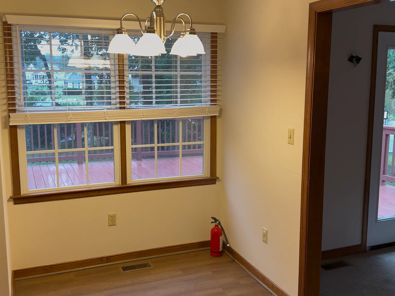 3 bed, 2.5 bath, 1740 sqft, $2,300 — Photo 4