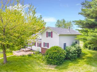 22700 W Swab Run Rd, Elmwood, IL 61529