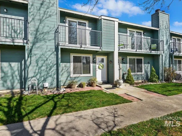 1953 E Old Saybrook Ln, Boise, ID 83706