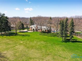 30821 E River Rd, Perrysburg, OH 43551