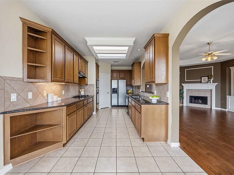 6642 Redberry Glen Ln — Photo 10
