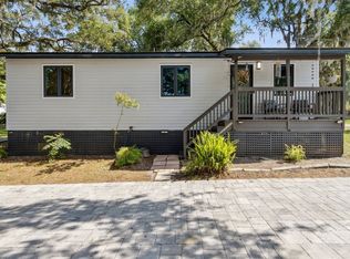 724 N 14th St, Fernandina Beach, FL 32034