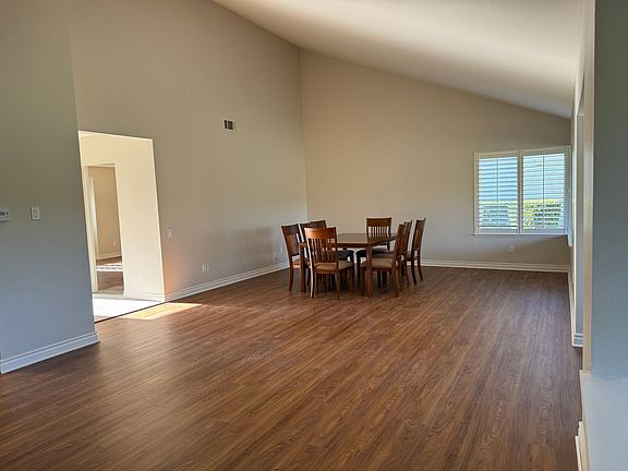 4th image of 44165 Village 44