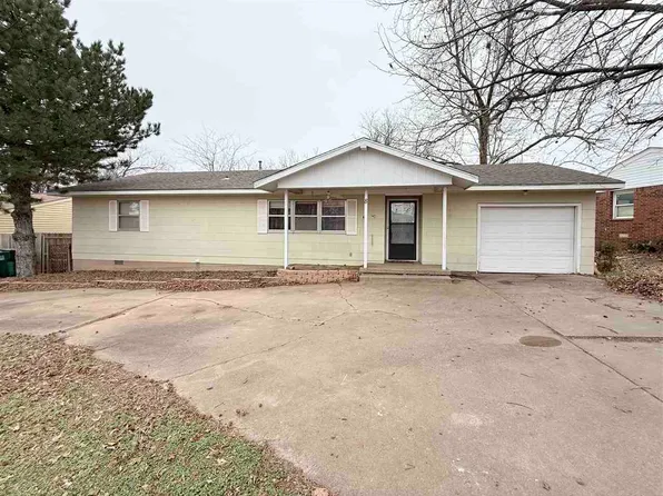 8 Highland Dr, Perry, OK 73077