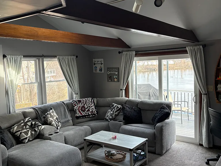 13 Edgewater Ave #B — Photo 2