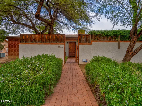 5221 E Holmes St, Tucson, AZ 85711