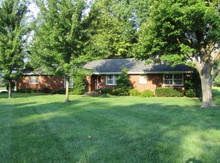 2325 S Holland Ave, Springfield, MO 65807