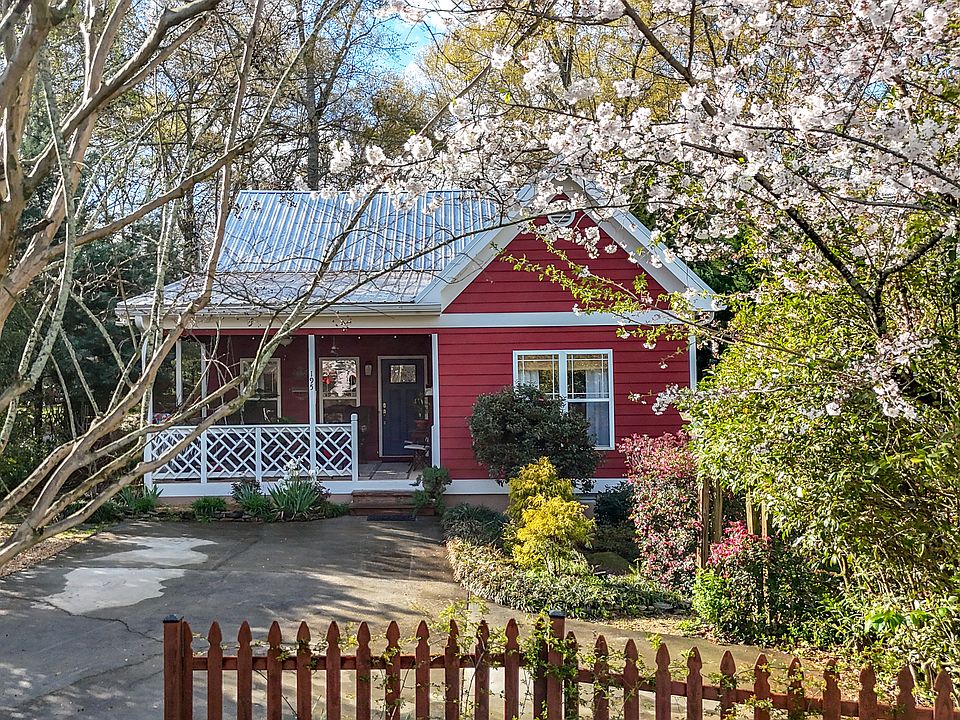 1st image of 195 Derby St