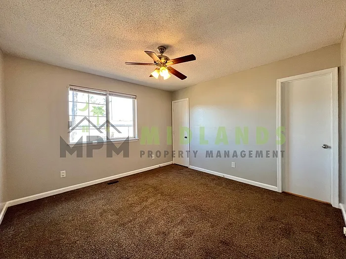 1930 Greenoaks Rd #A — Photo 19