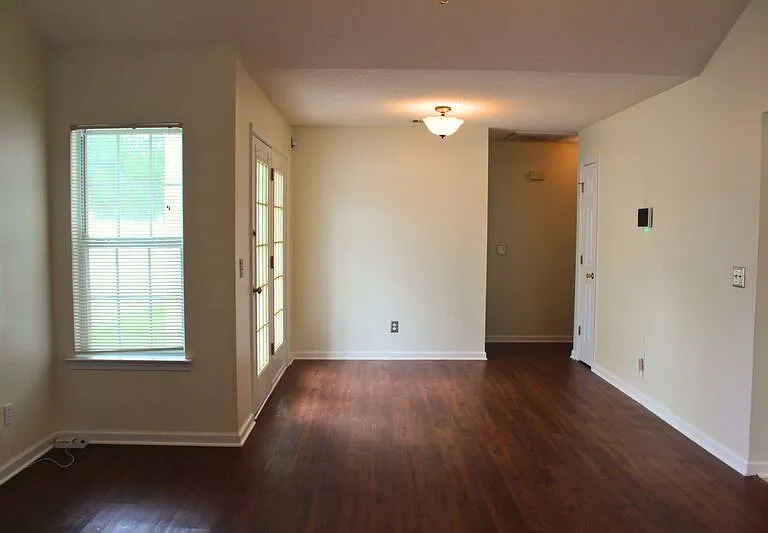 132 Bluelake Blvd — Photo 9