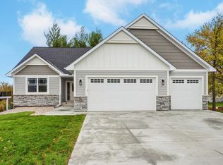 15587 Hampshire Ave S, Savage, MN 55378