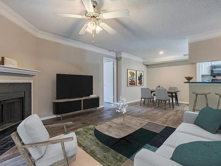 Hampton Greene Apartment Homes — Photo 6