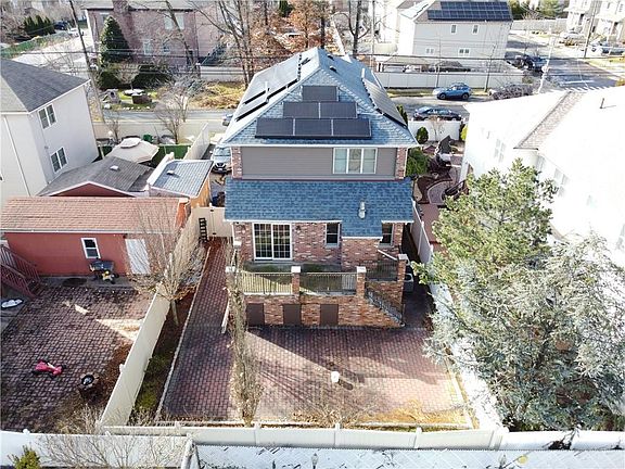 3rd image of 643 Huguenot Ave