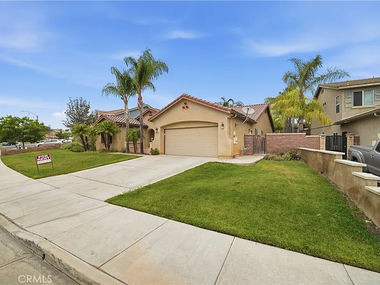 29390 Garnet St — Photo 2