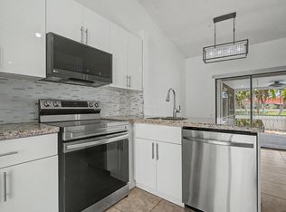 1905 San Remo Cir, Homestead, FL 33035