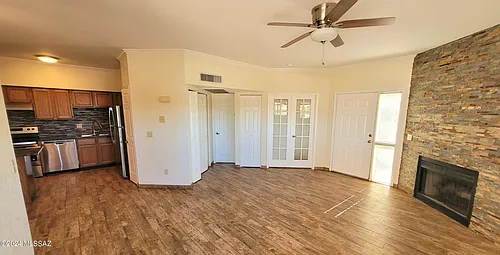 2601 W Broadway Blvd Photo 1