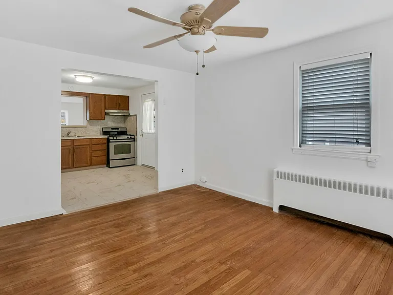 105 Woodside Ave #2 — Photo 6