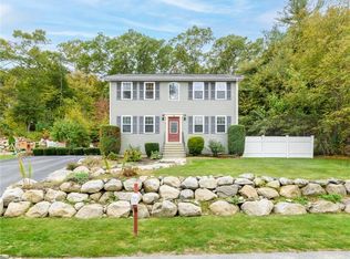 19 Sage Ct, Johnston, RI 02919