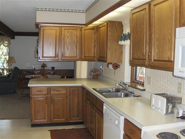 2nd image of 2342 Perch Lake Rd