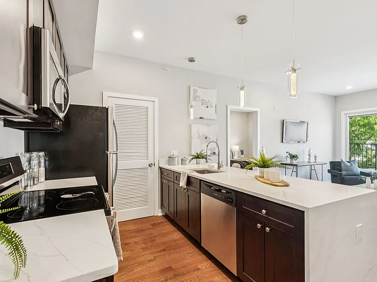 203 Haverford Ave #201 — Photo 16