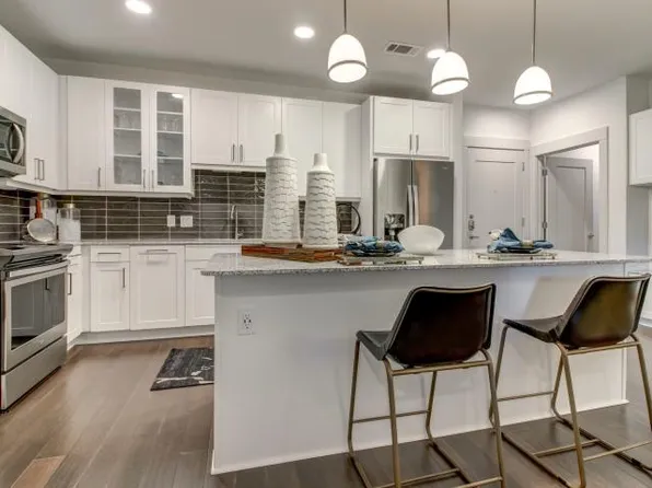 (undisclosed Address), Dallas, TX 75204