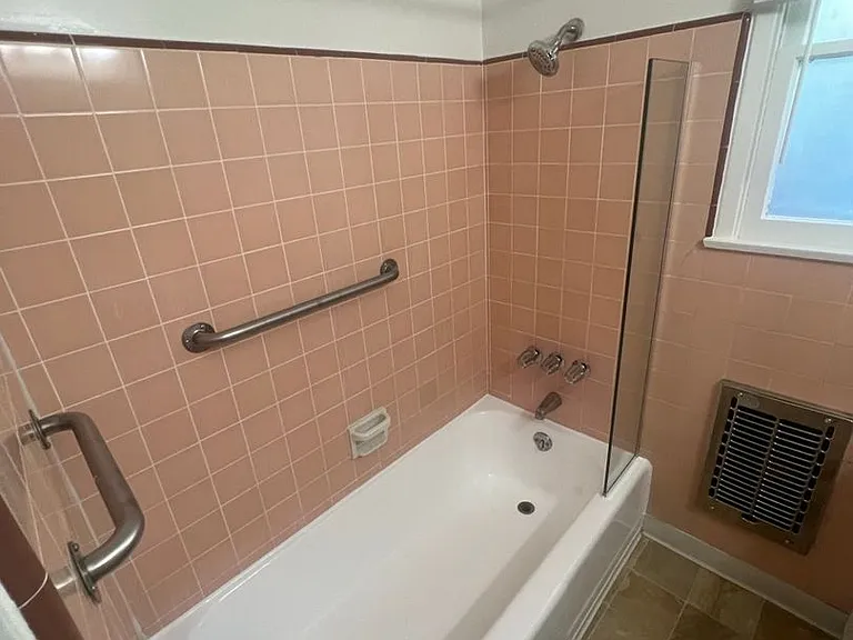 8366 Sargent Ave — Photo 30