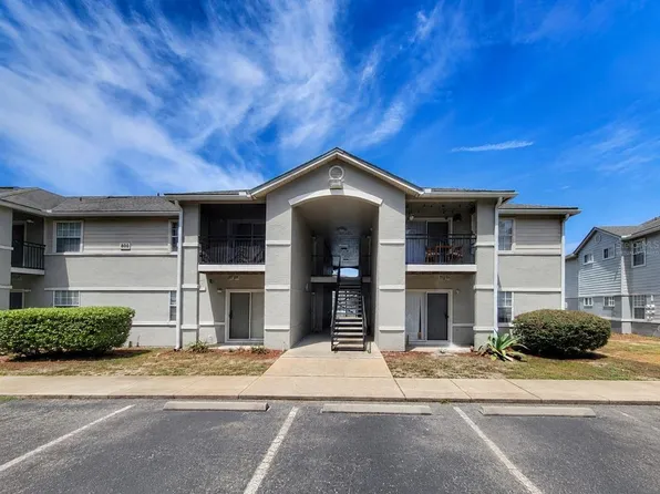 3705 SW 27th St APT 818, Gainesville, FL 32608