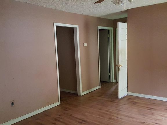 3rd image of 635 May St