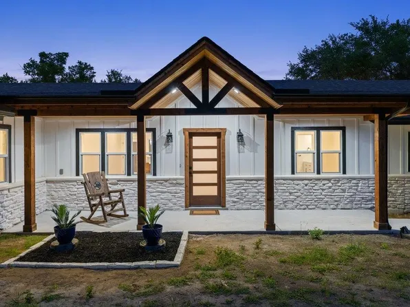 20100 Siesta Shores Dr, Spicewood, TX 78669