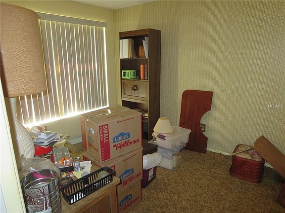 4th image of 7914 Woodglen Cir
