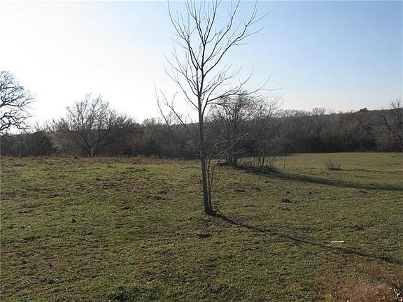 2nd image of 5916 County Road 304