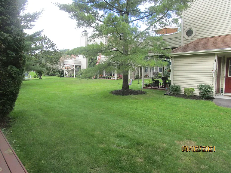 122 Victory Way — Photo 4