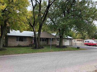 2303 Interlaken Dr, Fort Wayne, IN 46819